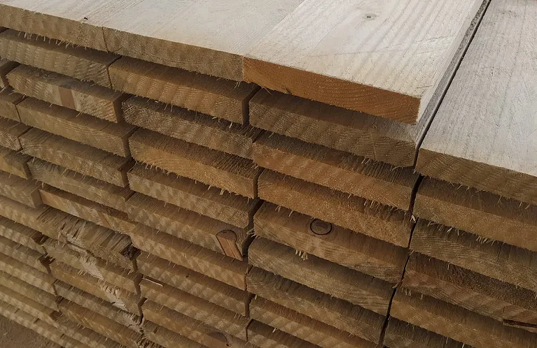 Deszkák különböző méretben